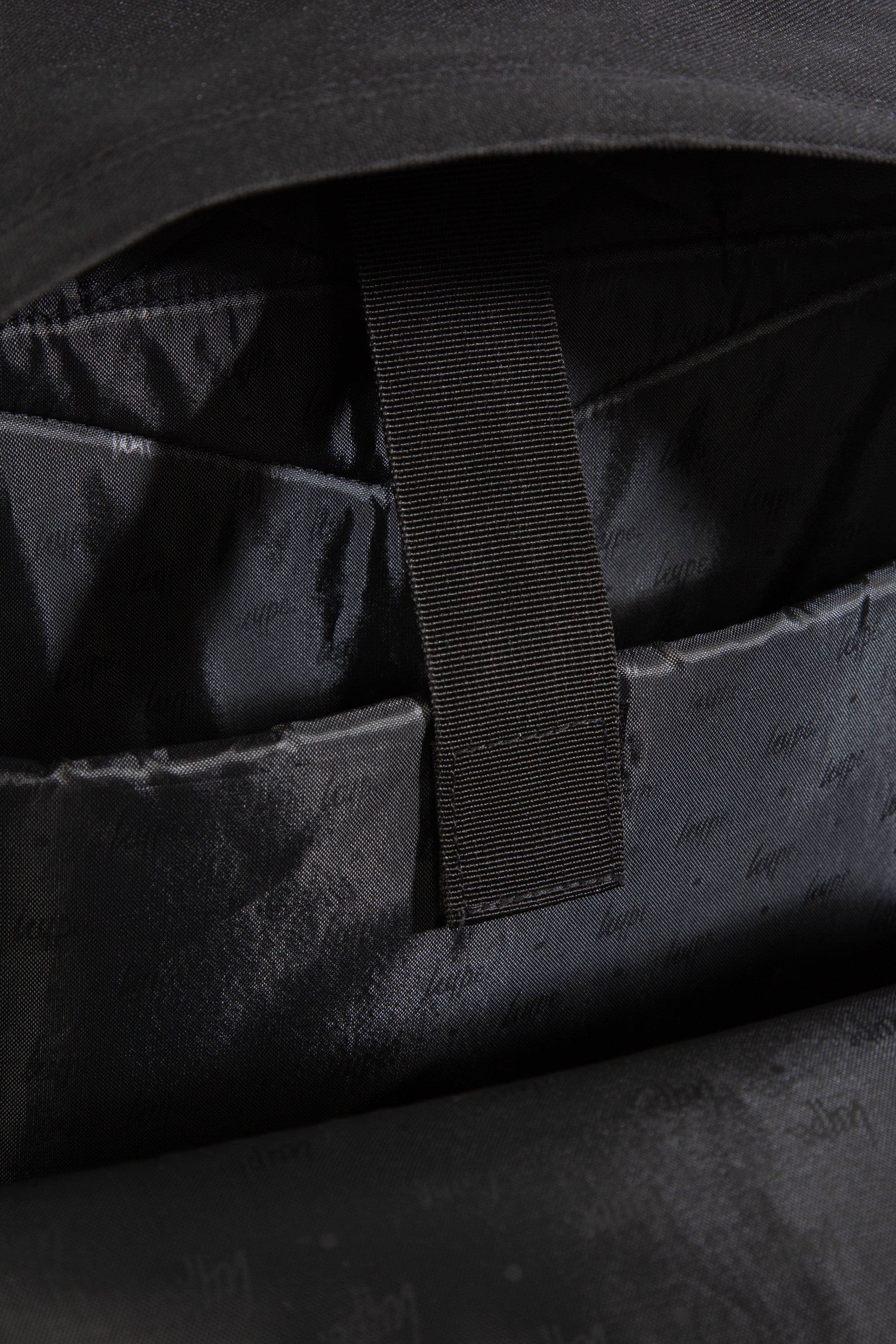 ICONIC DRIPS MULTICOLOUR BACKPACK