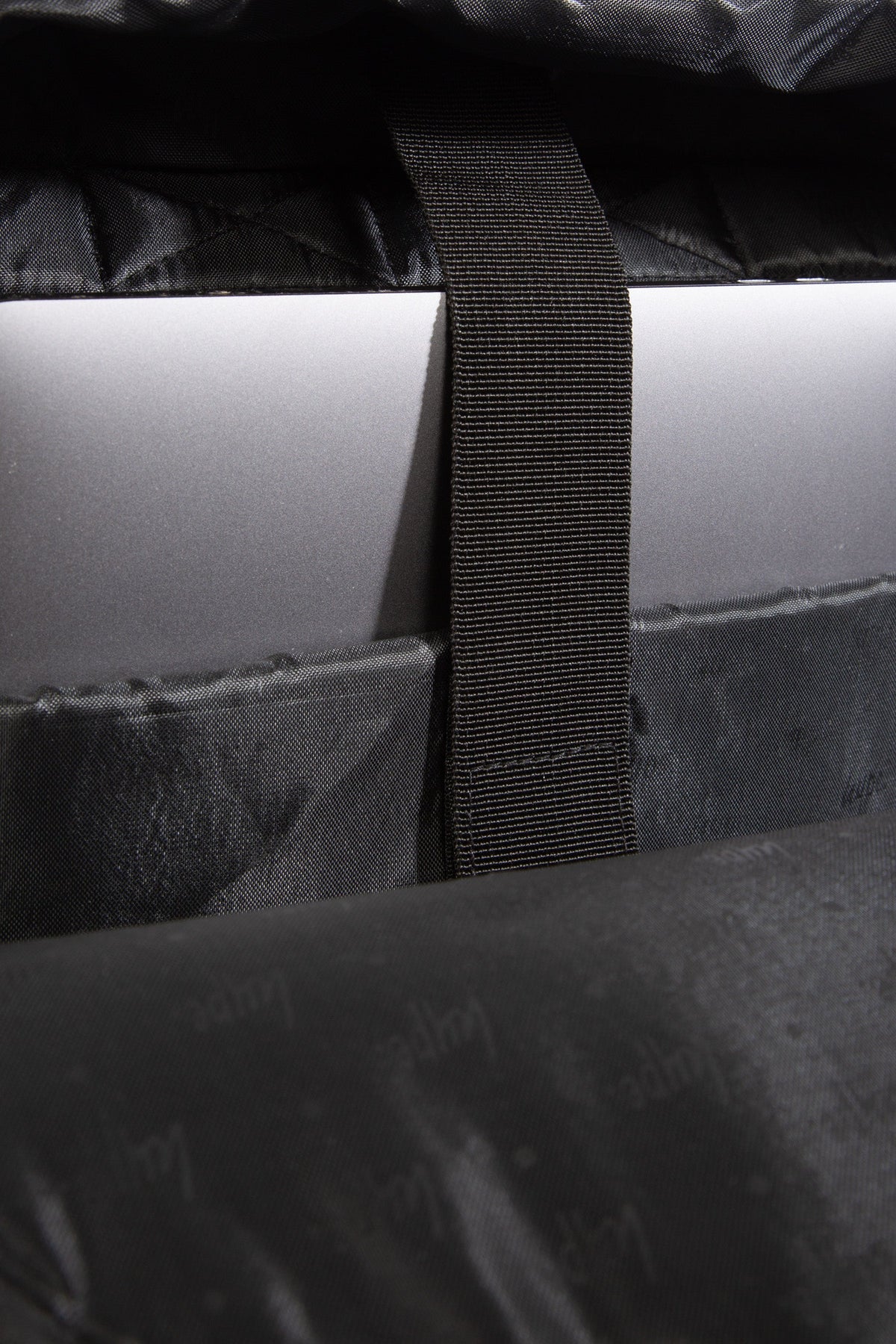 Hype Cloud Fade backpack — colour and design detail from above